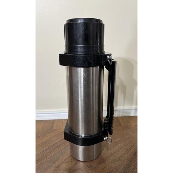 Gott 1.0Qt. Stainless Steel Vacuum Insulated Thermos w/Folding Handles Japan - Picture 3 of 10